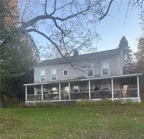 388 Southside Dr, Oneonta, NY 13820