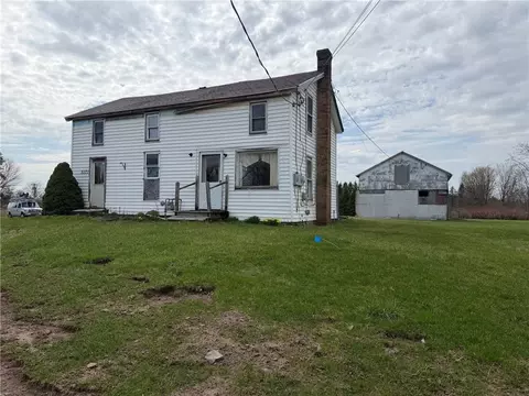 5371 S Lake Rd, Sweden, NY 14420
