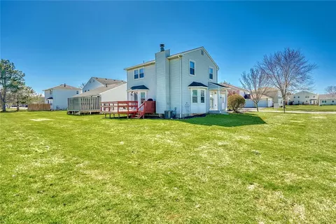 480 Nadine Dr, Webster, NY 14580