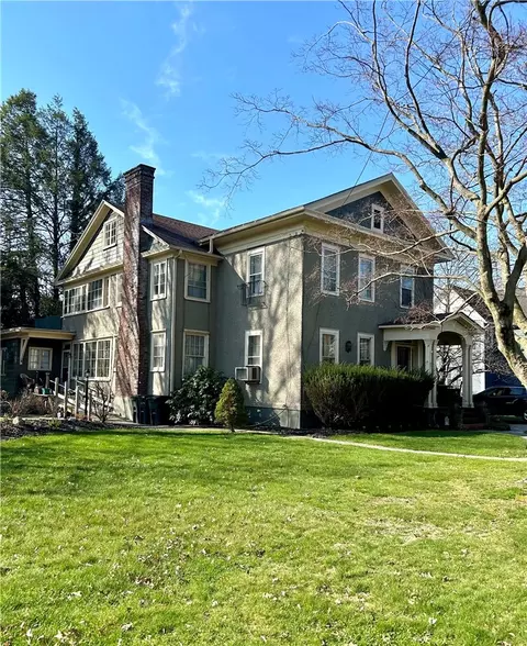 901 W Water St, Elmira, NY 14905