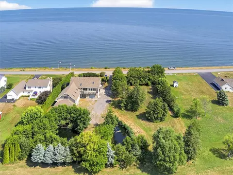 14462 Lakeshore Rd, Carlton, NY 14477