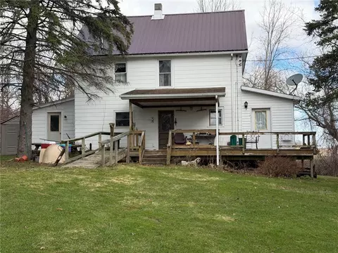 4469 Fish Farm Rd, Sodus, NY 14551