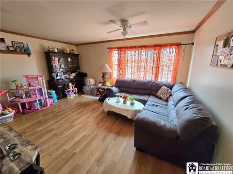 Living - 12 Edson St, Eldred, PA 16731 photo 2 of 6