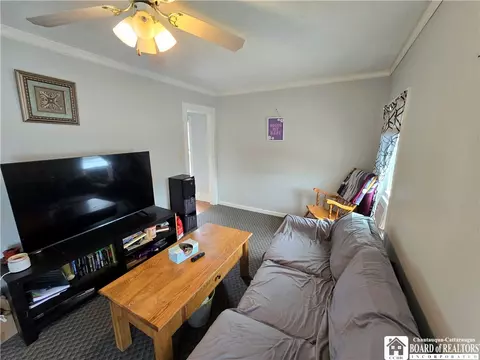 Living - 12 Edson St, Eldred, PA 16731 photo 4 of 6