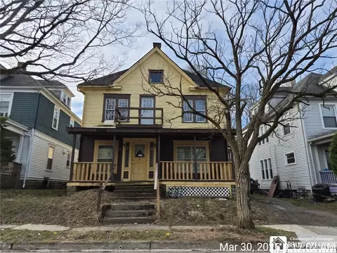 10 Terrace Pl, Jamestown, NY 14701