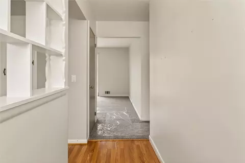 Entry Way - 168 Willowen Dr, Irondequoit, NY 14609 photo 3 of 5