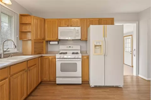 Kitchen - 168 Willowen Dr, Irondequoit, NY 14609 photo 3 of 3