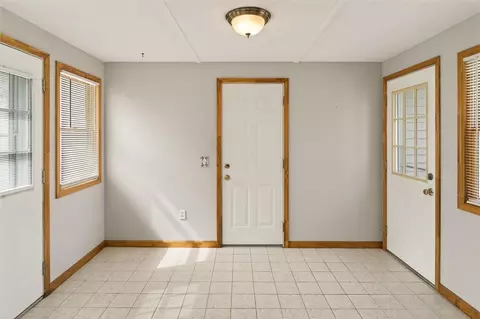 Entry Way - 168 Willowen Dr, Irondequoit, NY 14609 photo 1 of 5