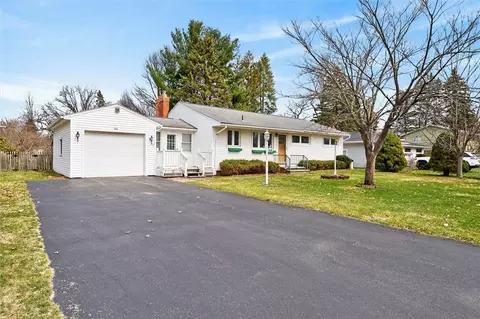 168 Willowen Dr, Irondequoit, NY 14609