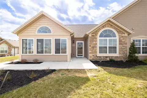 5134 Cheshire Glen Rd, Canandaigua, NY 14424