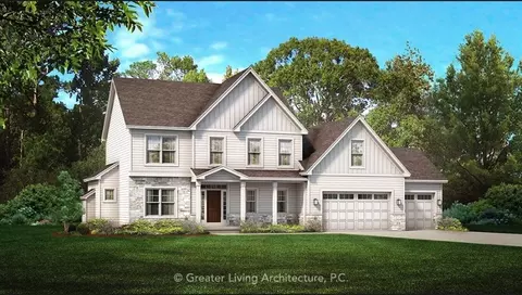 65 Hutchings Rd, Ogden, NY 14559