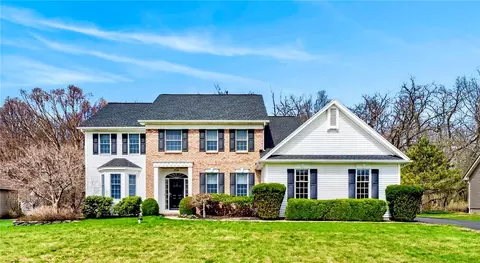 574 Dunnbridge Dr, Webster, NY 14580