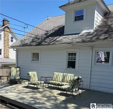 Exterior - 422 York St, Olean, NY 14760 photo 5 of 9