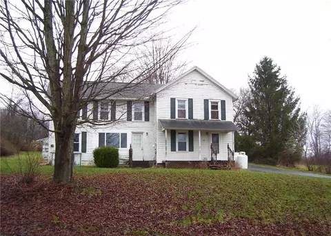 16 Midland Hill Rd, Oxford, NY 13830