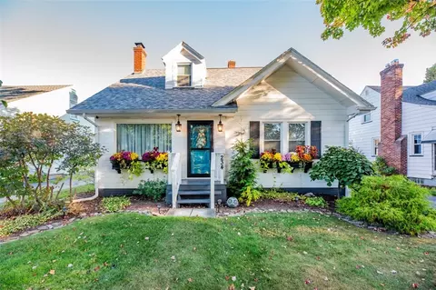234 Pemberton Rd, Irondequoit, NY 14622
