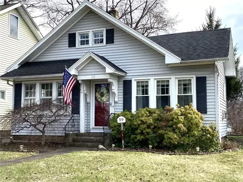 59 Armstrong Ave, Irondequoit, NY 14617