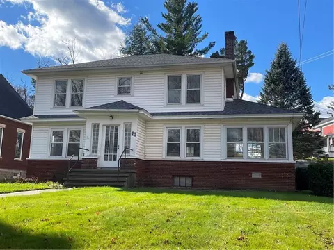 68 Maple Ave, Stamford, NY 12167