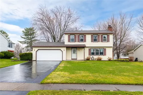 311 Squire Dale Ln, Greece, NY 14612