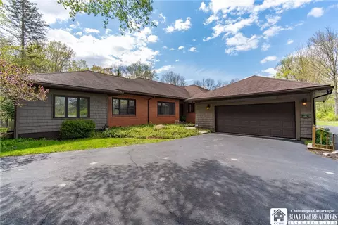 70 E Fairmount Ave, Busti, NY 14750