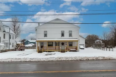 5022 N Main St, North Rose, NY 14516