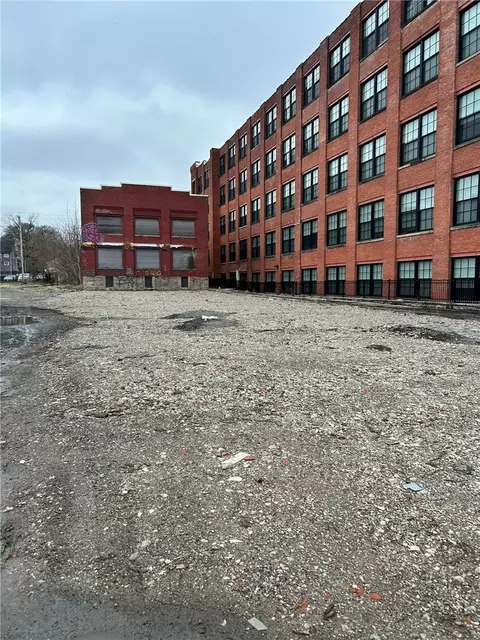 53 Canal St, Rochester, NY 14608