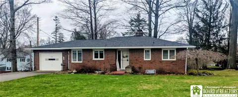 340 Summit Ave, Jamestown, NY 14701
