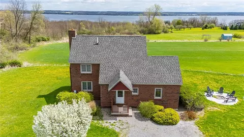 440 Armstrong Rd, Geneva, NY 14456