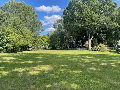 14 Hartom Rd, Chili, NY 14624