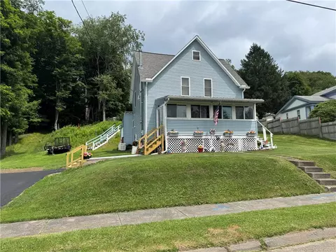 19 Baker St, Andover, NY 14806