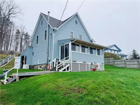 19 Baker St, Andover, NY 14806