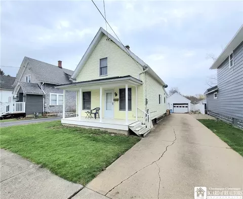 423 Bucknor St, Dunkirk, NY 14048