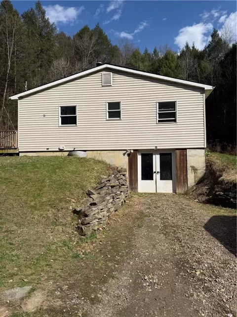 4150 Wilson Hollow Rd, Hornby, NY 14830