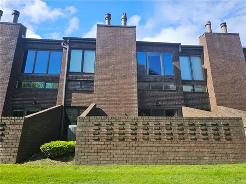1599 East Ave, Rochester, NY 14610