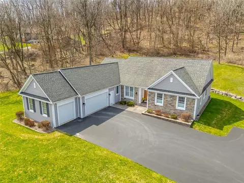 670 Victor Egypt Rd, Victor, NY 14564