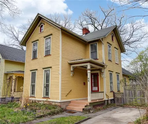 42 Hickory St, Rochester, NY 14620