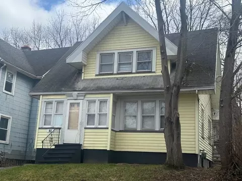 43 Rand St, Rochester, NY 14615