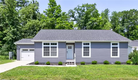 240 Plum Point Rd #13, Milo, NY 14842