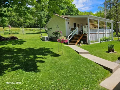 8476 Harvard St, Richmond, NY 14471