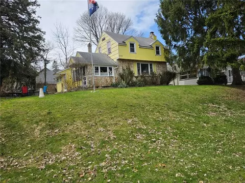 5339 Saint Paul Blvd, Irondequoit, NY 14617