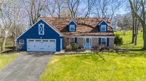 85 Clarkes Xing, Perinton, NY 14450