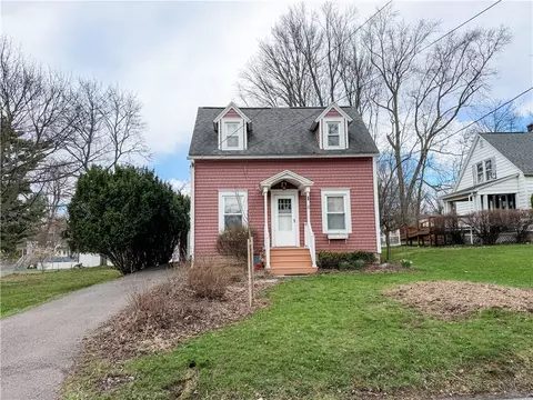 1 French Ave, Owasco, NY 13021
