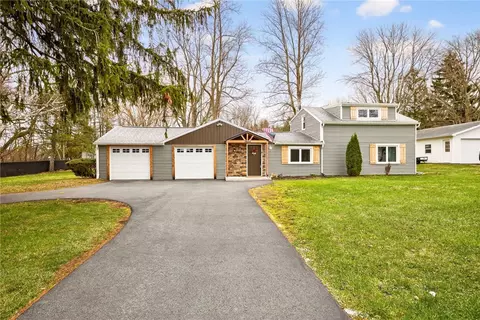 3644 Stalker Rd, Macedon, NY 14502