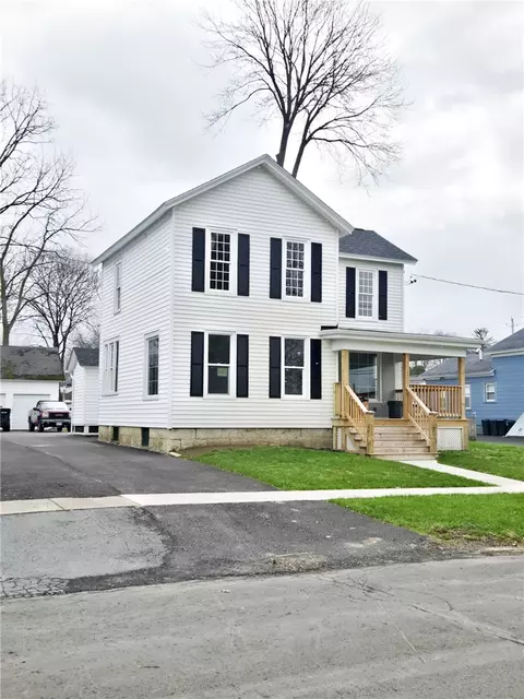 30 Evans St, Auburn, NY 13021