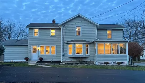 127 Lake Ave, Parma, NY 14468