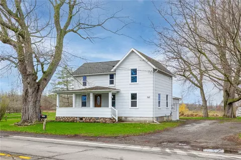 767 Manitou Rd, Parma, NY 14468