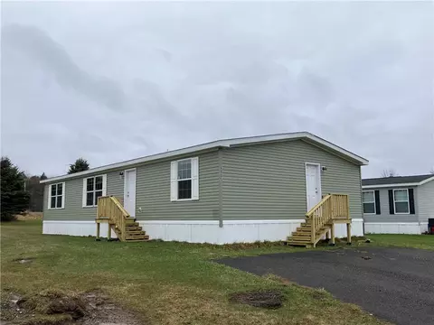 6005 Manley Dr, Red Creek, NY 13143
