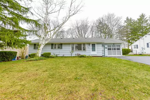 157 Picturesque Dr, Greece, NY 14616
