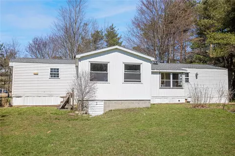 809 Schad Rd, Bennington, NY 14004 photo 17