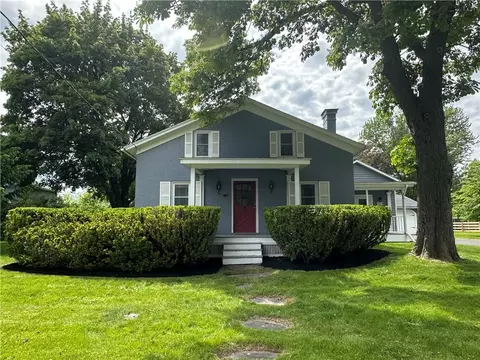548 White Springs Rd, Geneva, NY 14456