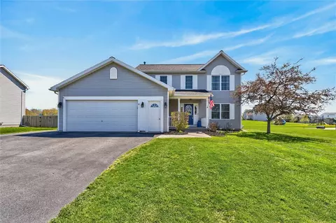 75 Westcombe Park, West Henrietta, NY 14586